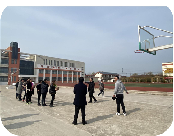 濱?？h五汛鎮(zhèn)中心小學舉行慶祝第111個國際三八婦女節(jié)活動