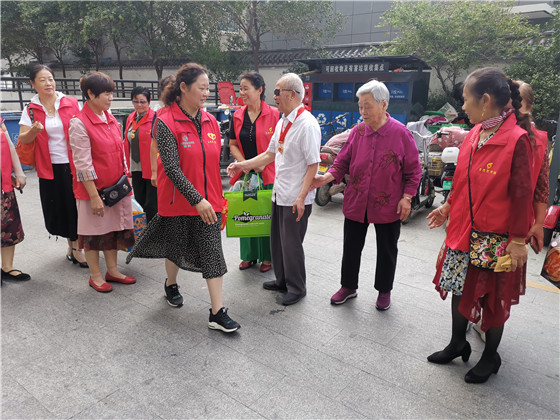 李彥清：“活著的王杰，當代的保爾”